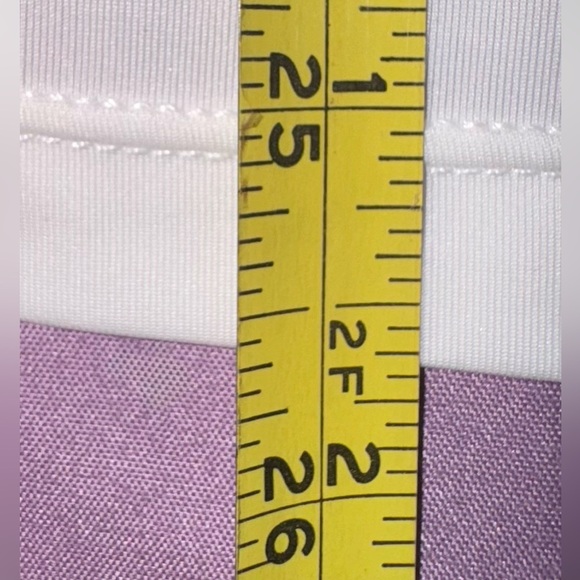 Lululemon One Love Rashguard White Beachy Floral White Porcelaine size 8 EUC - Picture 7 of 13